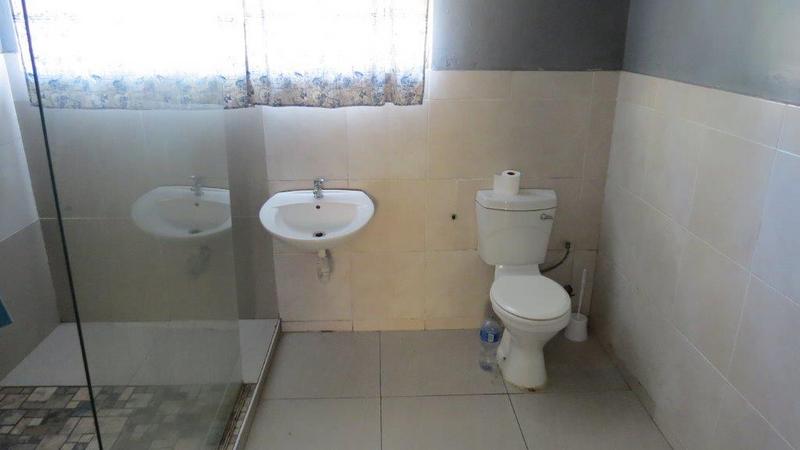 4 Bedroom Property for Sale in Oostersee Western Cape